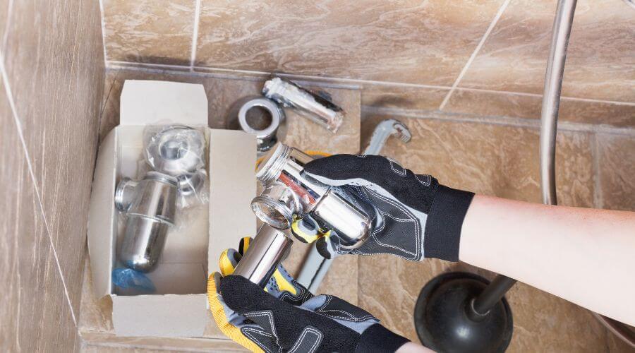 Expert Emergency Roof Repairs services in North Royalton, OH
